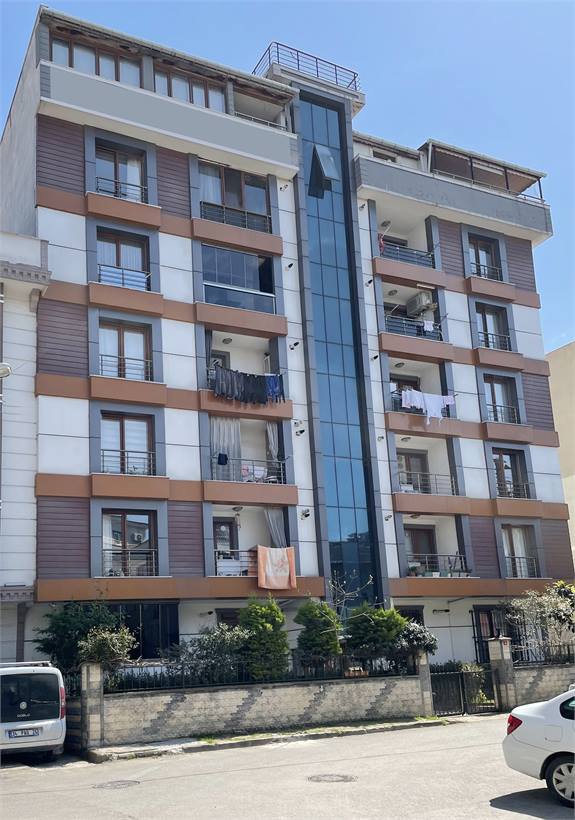 Modern cepheli tamamlanmış Özalp İnşaat konut binası